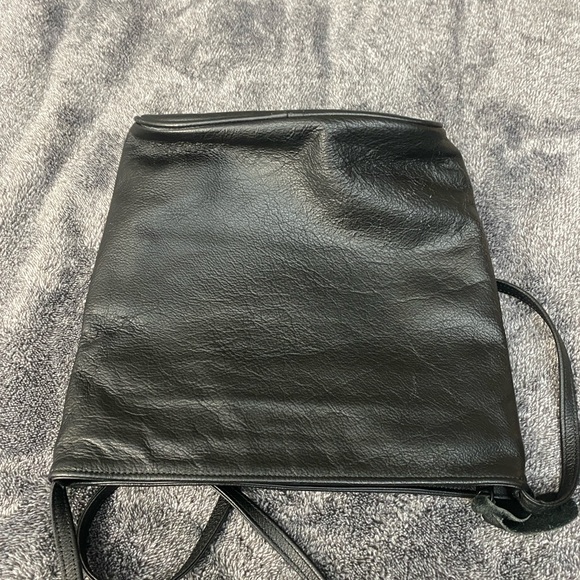 Cc Whiting Leaf Leather Black and Brown Crossbody Bag - Picture 7 of 10